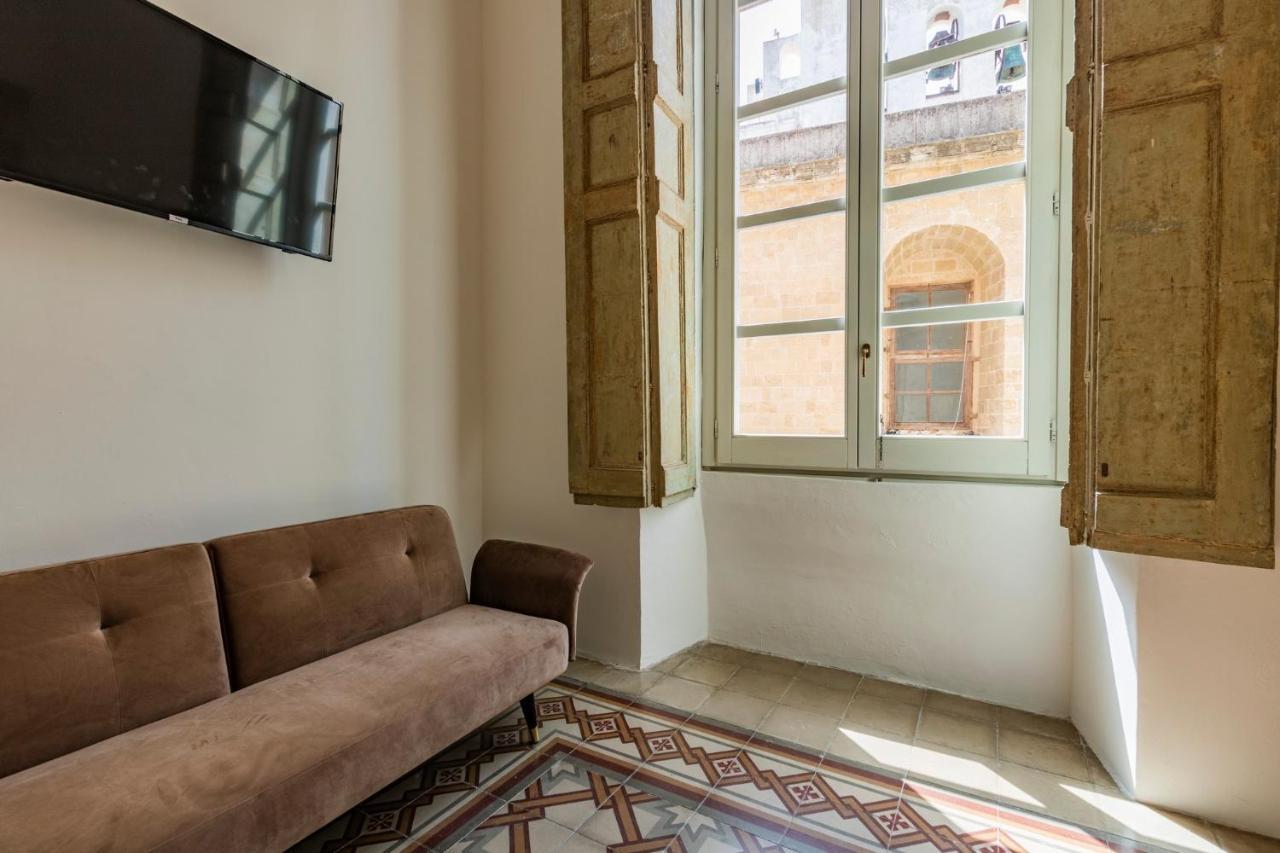 Palazzo Balsamo Bed and Breakfast Gallipoli Buitenkant foto