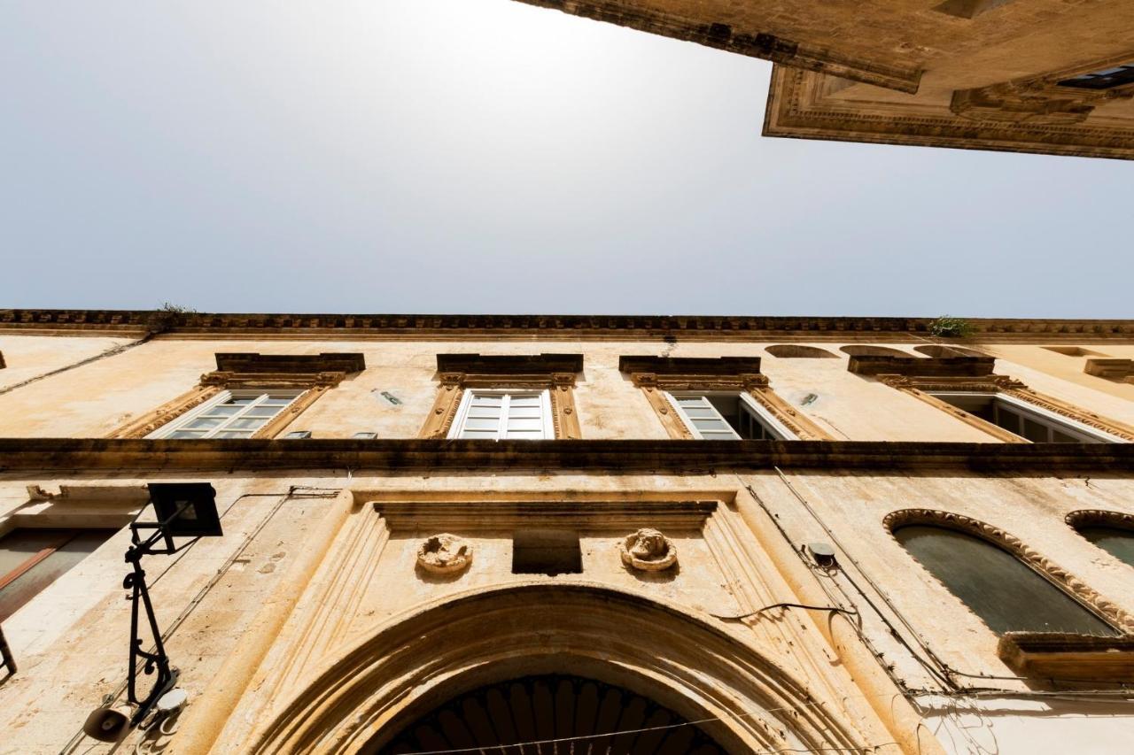 Palazzo Balsamo Bed and Breakfast Gallipoli Buitenkant foto